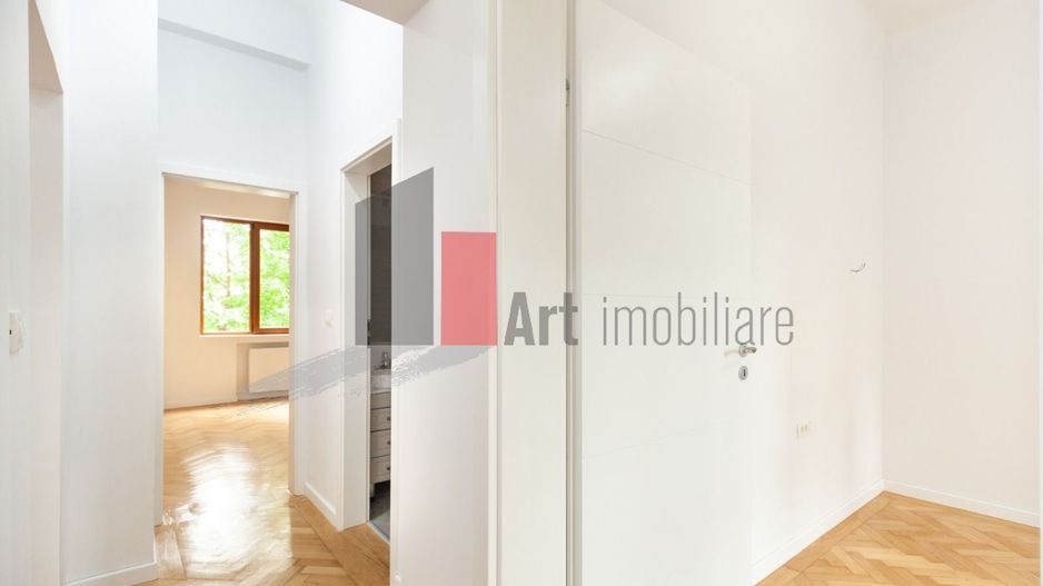 Apartamentul "ZORAGARRIA", Armeneasca,finisat lux, PRIMII LOCATARI DUPA RENOVARE - Poză 7