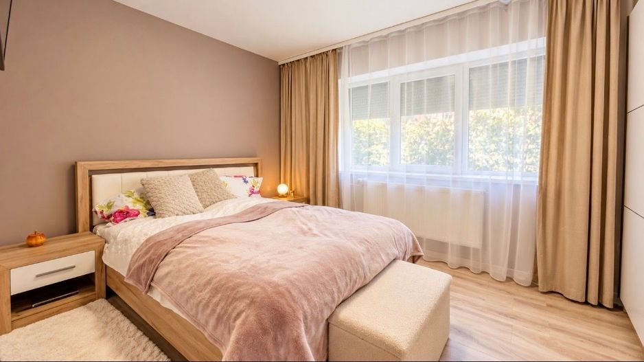 Apartament 3 camere, Rogerius, Etaj intermediar - Poză 2
