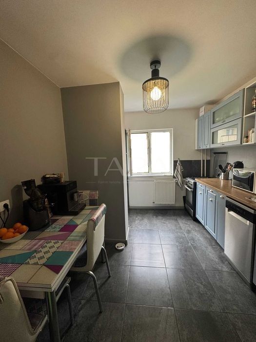 Apartament cu 4 camere de vânzare, cartier Mărăști. - Poză 3