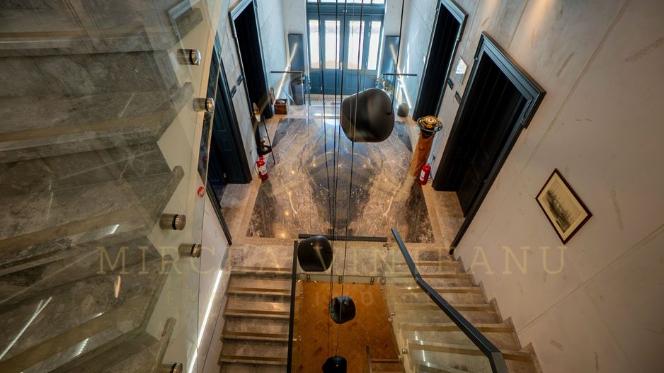 Vilă istorică de vânzare în Peninsula Constanța - Poză 17