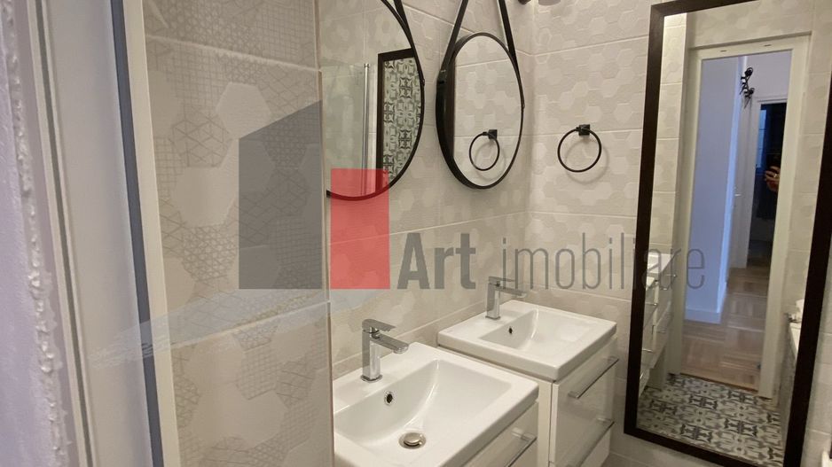 Apartament deosebit 2+1 camere complet renovat - Natiunile Unite - Poză 9