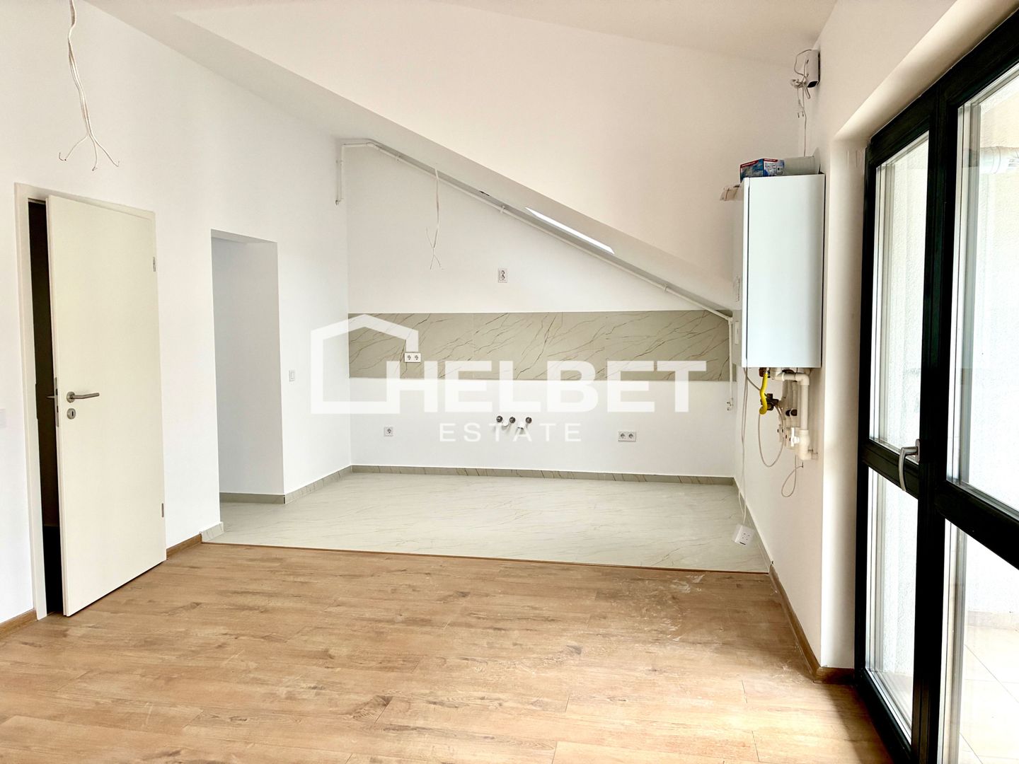 3 Camere / Sânpetru / Parcare / Finisat - Poză 1