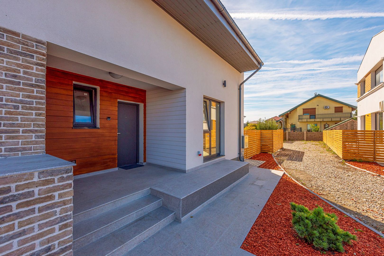 Vila ECO-Smart Otopeni, langa parc, curte mare | 0% comision - Poză 2
