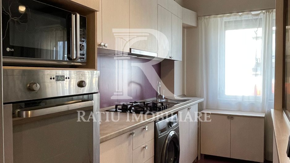 Apartament cu 3 camere | 2 Parcări Subterane | Nufărul | Oradea - Poză 5
