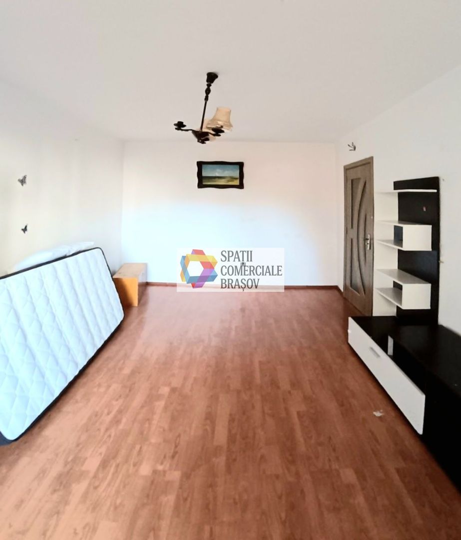 Apartament 3 camere de vânzare Brasov, zona Racadau, 77 mp, Spatii-comerciale-bv - Poză 2