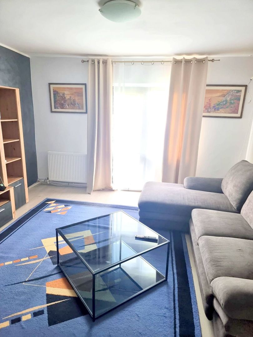 Apartament cu 3 camere, 100 mp, etaj 1  - Zona Centrala - Poză 2