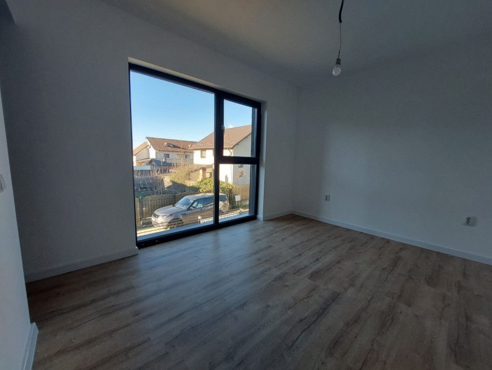 Vanzare Vila 4 camere Stefanesti - Poză 8