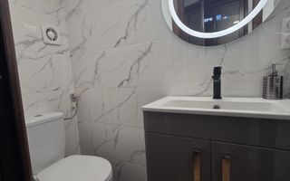 Casă spațioasă cu piscină, de vânzare în Simeria - Poză 17