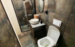 Casa, 3 camere, 2 bai, TOTUL NOU, ultrafinisata, parcare, Central - Poză 16
