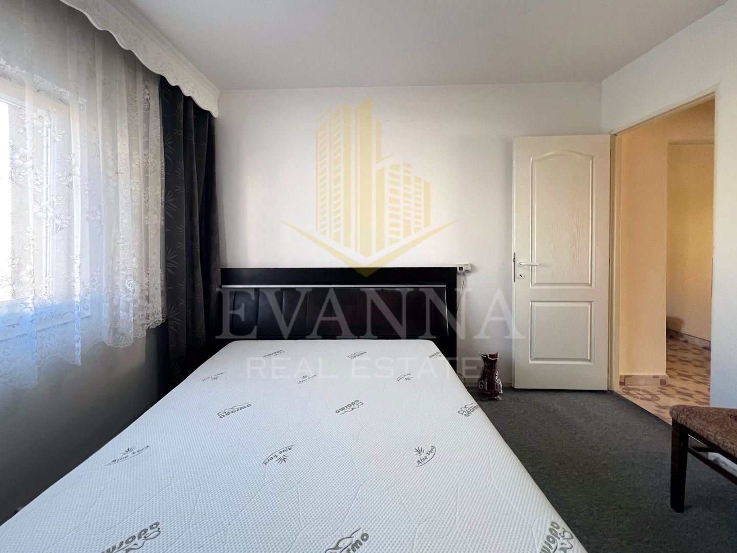 2 camere de inchiriat, decomandat, etaj intermediar - Str. Macului - Poză 5