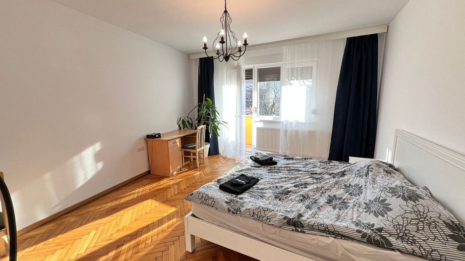 Apartament spatios cu 3 camere | 100 mp | Balcon | Curte | Central - Poză 5