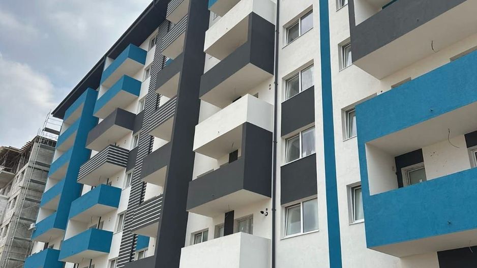 2camdec,generos, 8 minute metrou Berceni - Poză 1