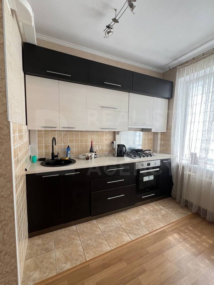 Vânzare, apartament, 3 camere, strada Pictor Mihai Grecu, Telecentru. - Poză 5