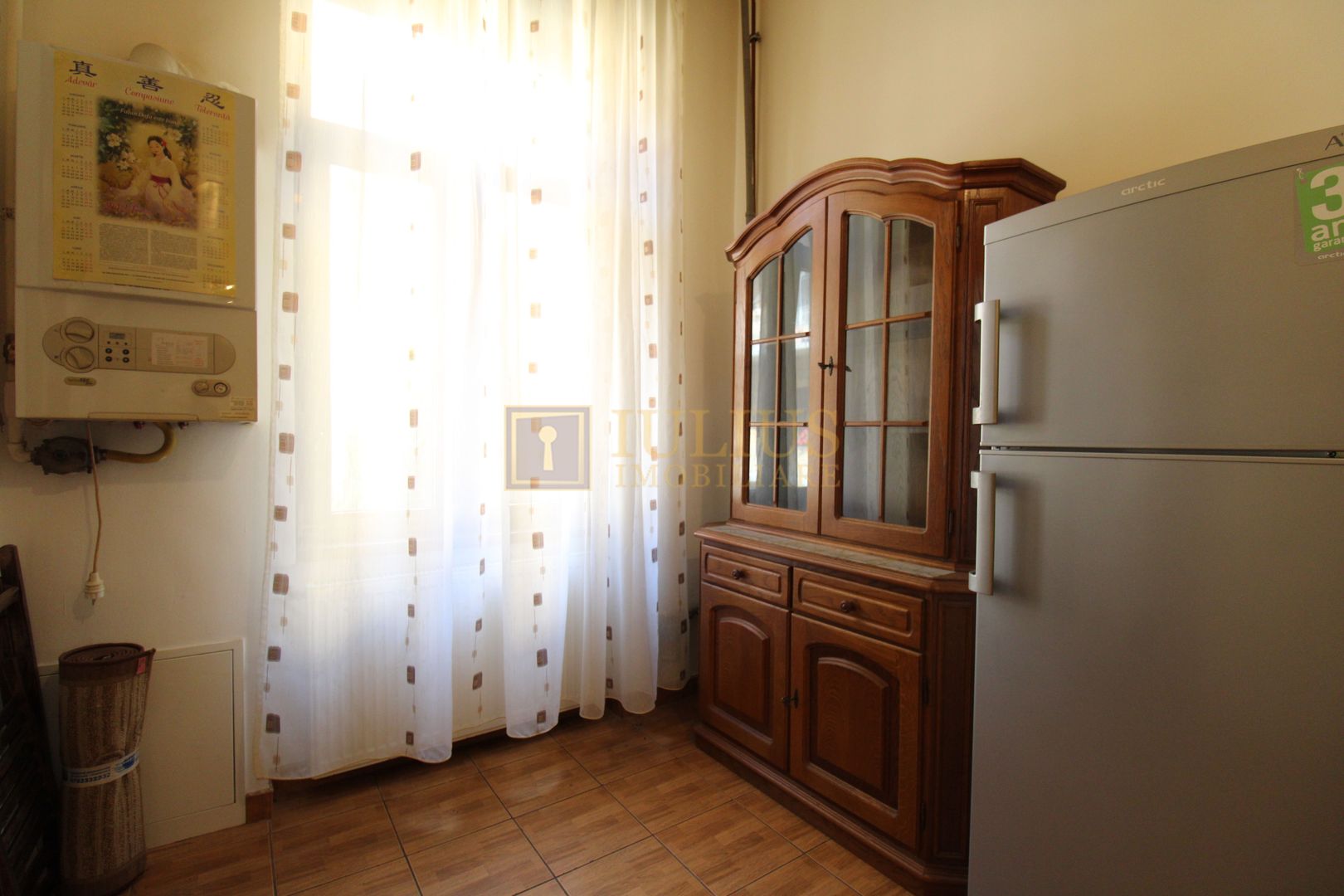 Spatios, 3 camere, centrala proprie, curte interioara - Poză 16