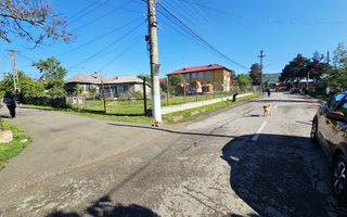 Teren de vânzare în Lapoș – 1000 mp cu beci - Poză 8