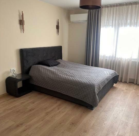 APARTAMENT  CENTRAL ZONA DOROBANTI - Poză 2
