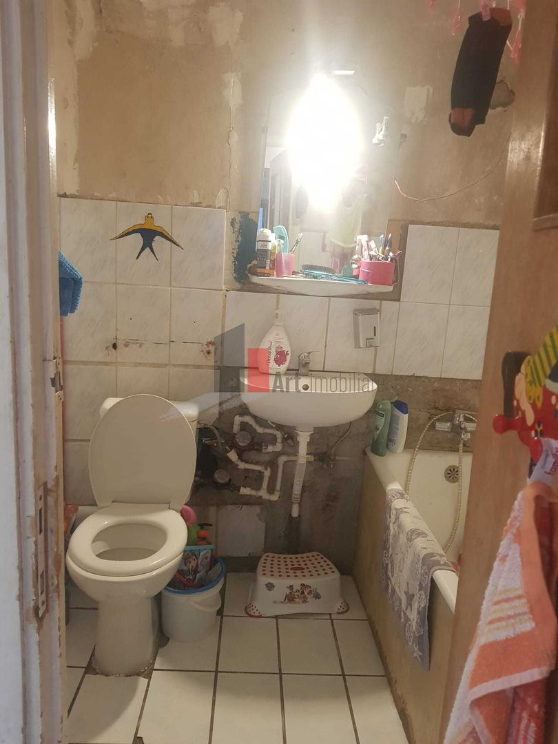 Vânzare apartament 4 camere Drumul Găzarului - Poză 3