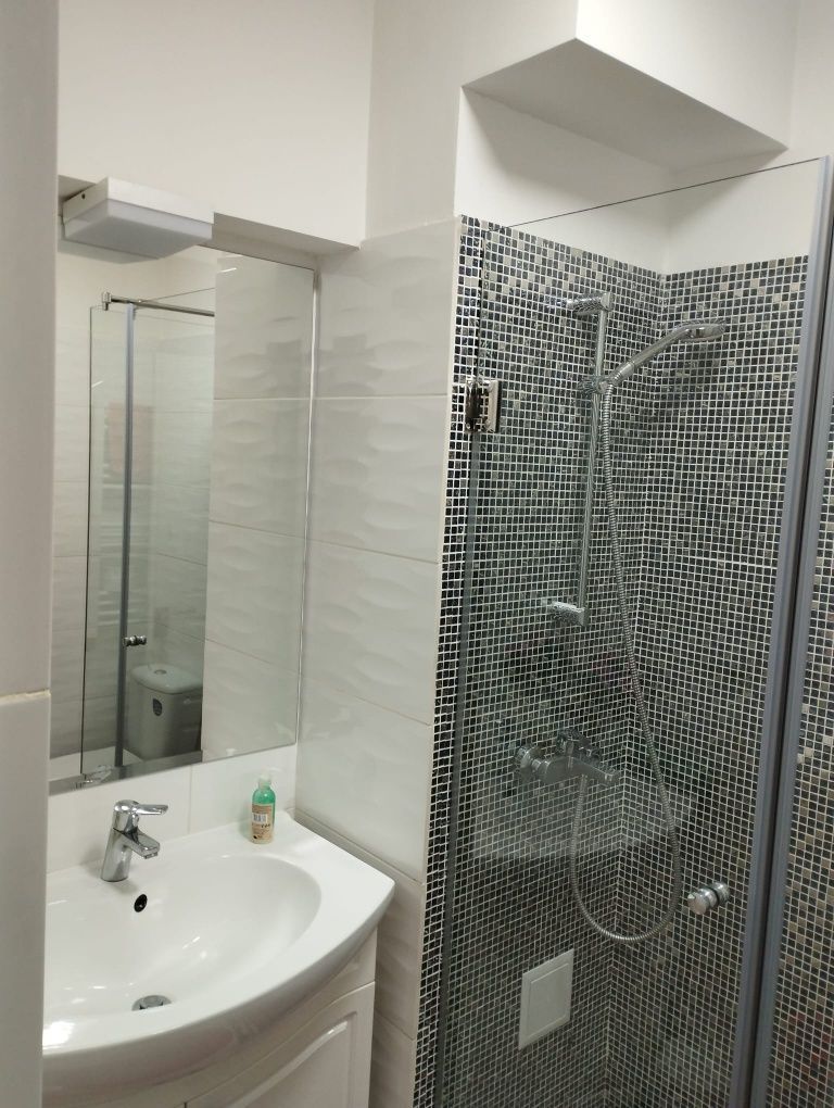 brasadas.com vinde ap. cu 4 camere DECOMANDATE Păcurari. - Poză 4