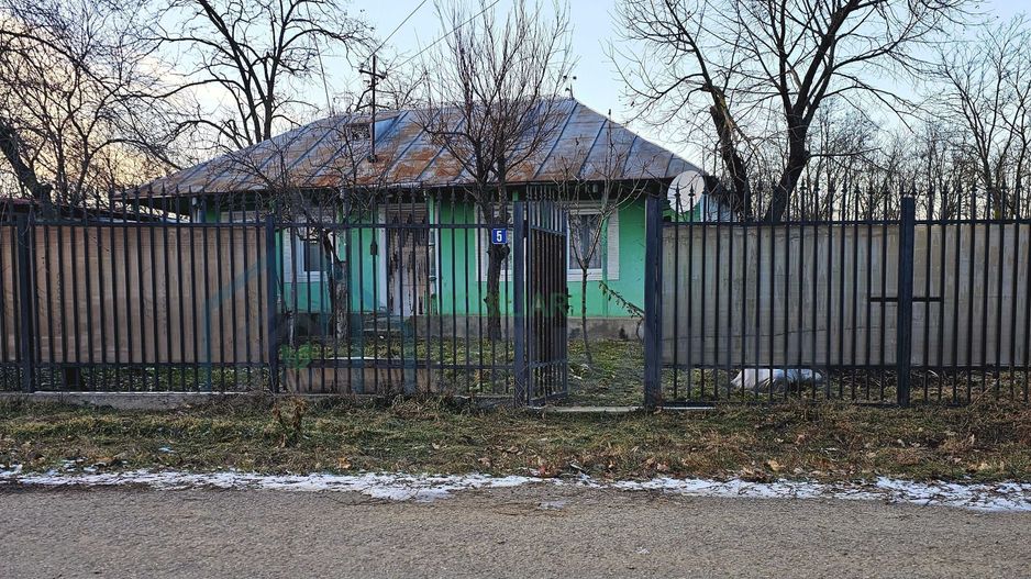 Particular, Vanzare urgenta Casa + teren com Grozesti jud Iasi - Poză 1