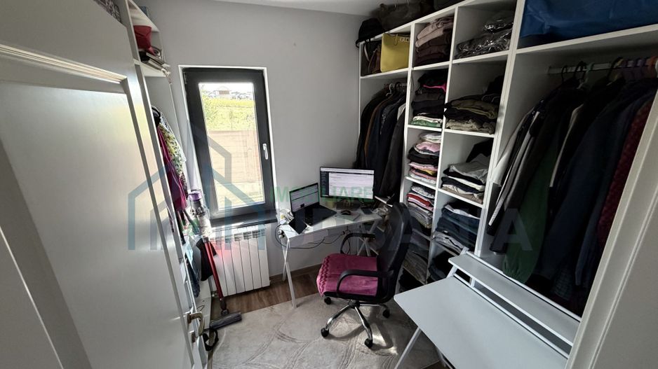 Casă de vânzare, 5 camere, mansardă, mobilată și utilată, Miroslava - Poză 11
