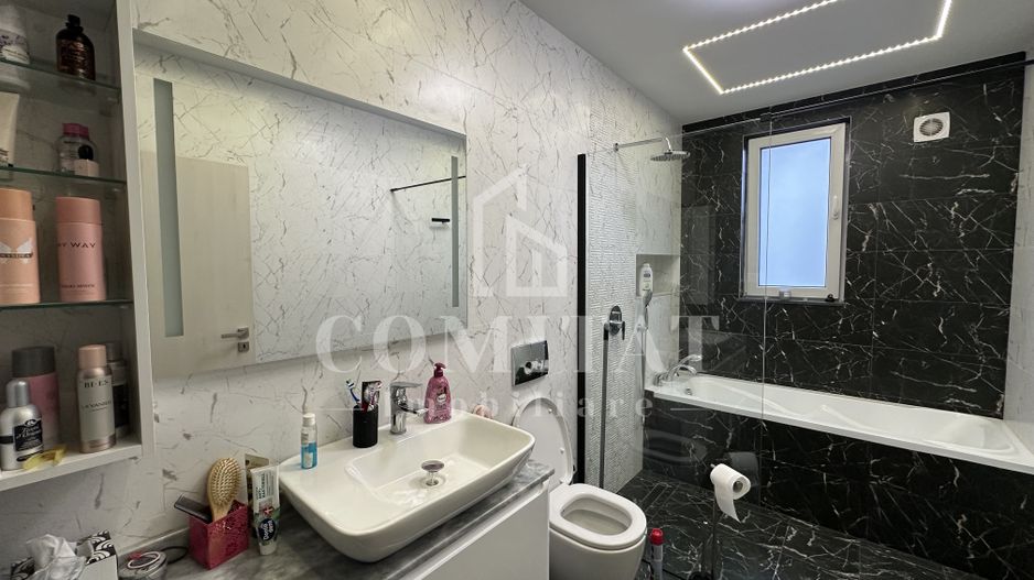 Duplex 4 camere | 183 mp | Cartier Europa - Poză 14