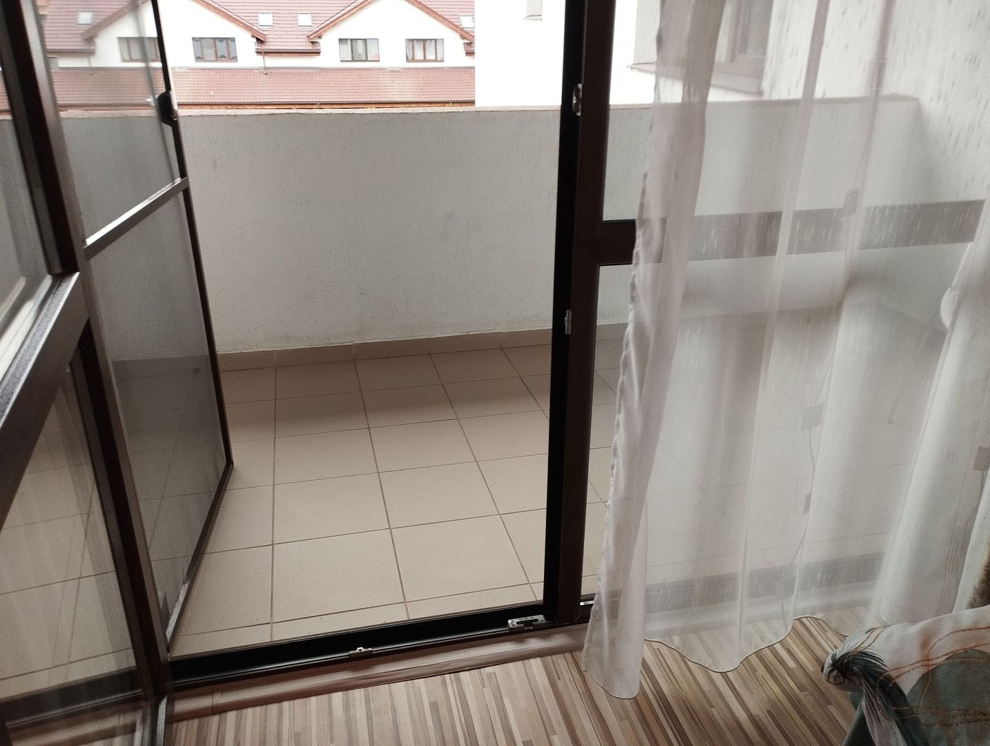 Sânpetru,  apartament nou spre închiriere. - Poză 4