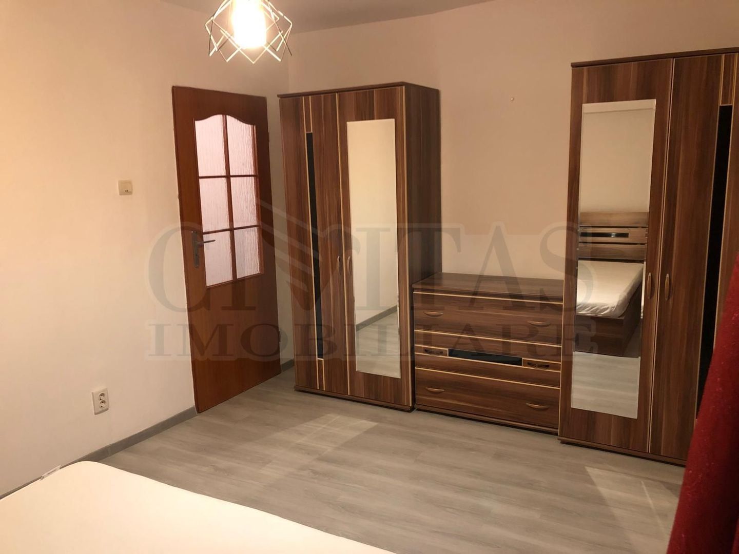 Inchiriez apartament 2 camere decomandat, strada Dunarii - Poză 7