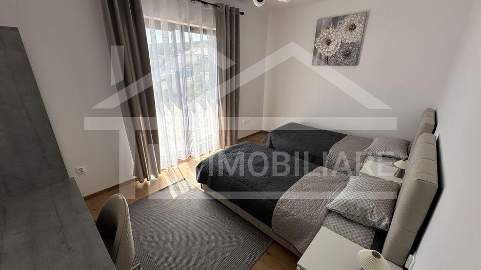Casa individuala, 4 camere, 300mp, Zona Livezeni - Poză 21