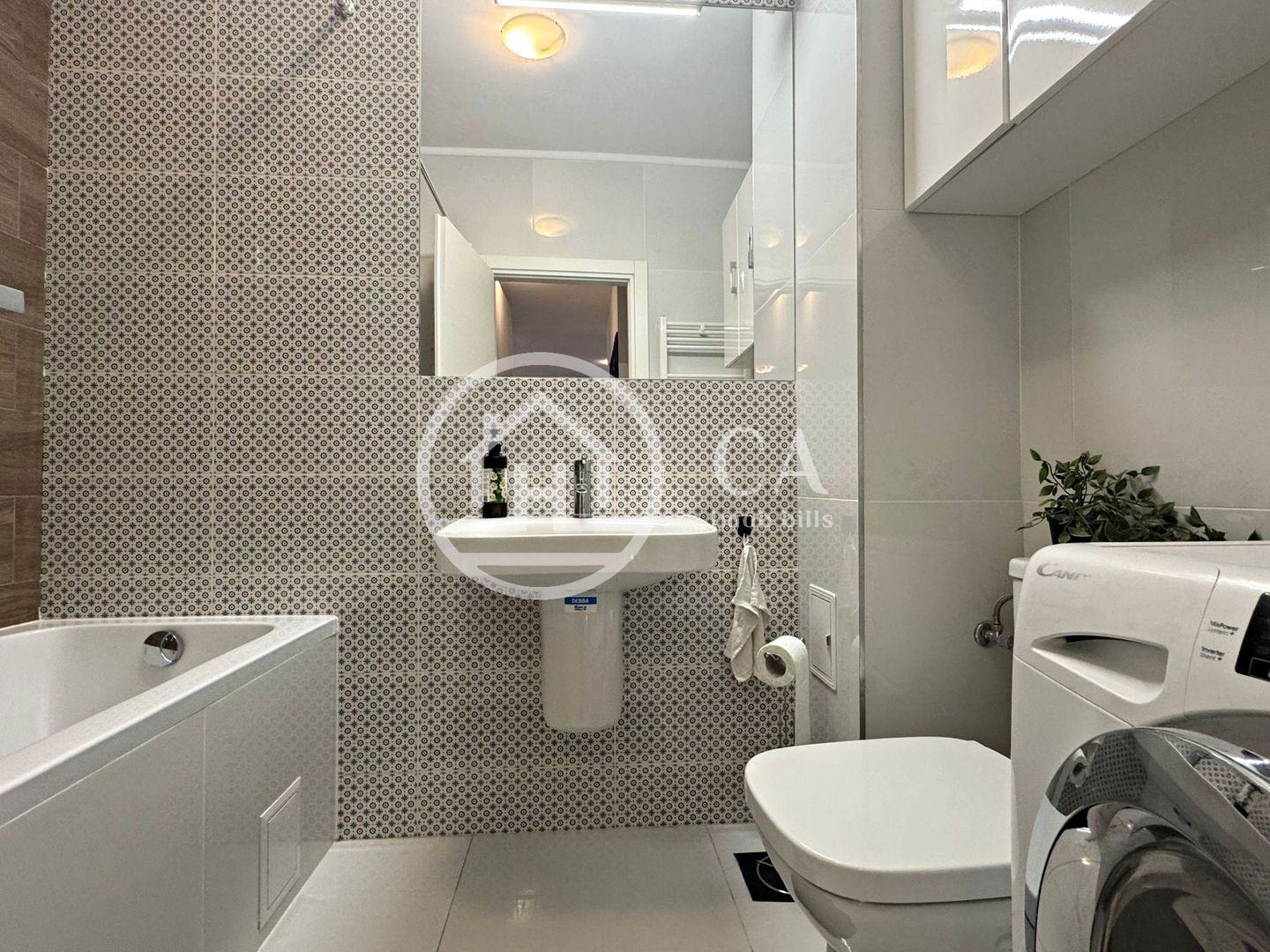 Apartament de închiriat cu 3 camere în Prima Universității, Oradea - Poză 9