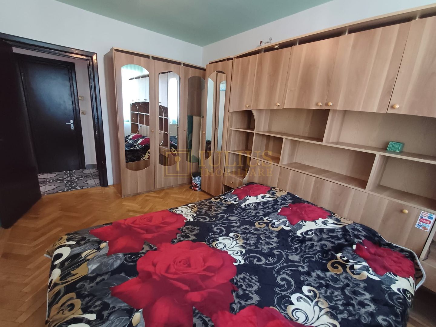3 camere în zona Complex Studentesc - Poză 2