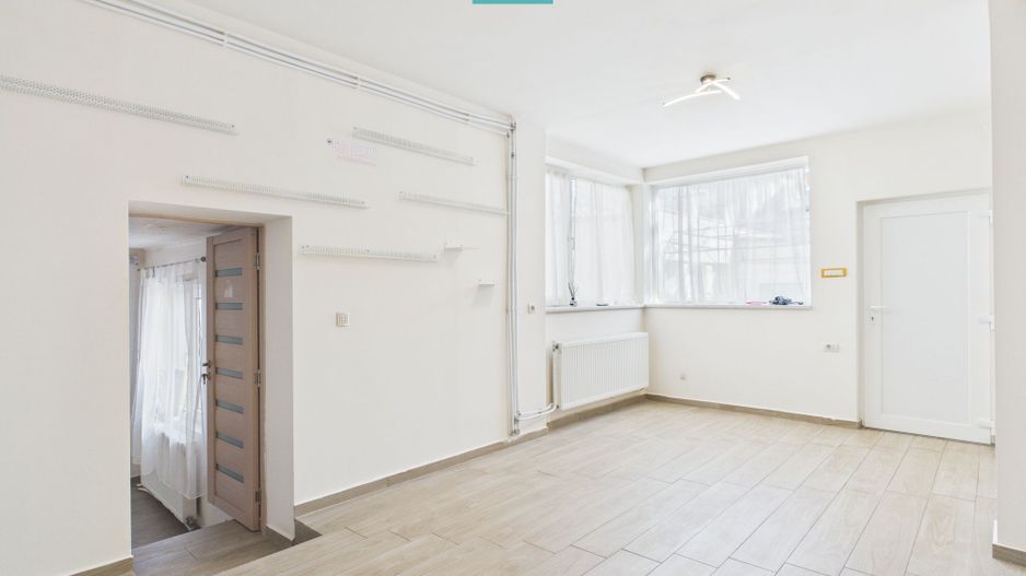 Spațiu Comercial în vilă - Complexul Studențesc - Poză 3