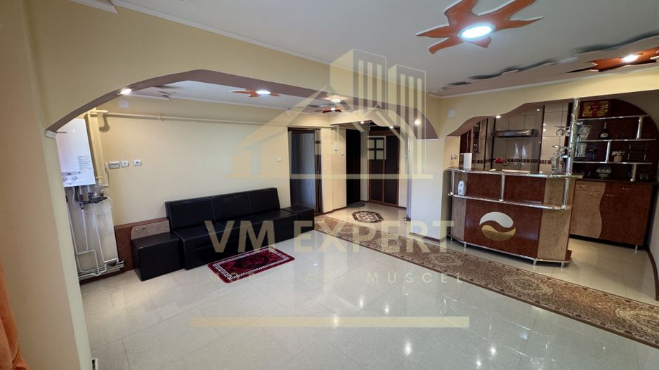 APARTMENT 3 CAMERE ZONĂ CENTRALĂ  PARTER CAMPULUNG - Poză 4