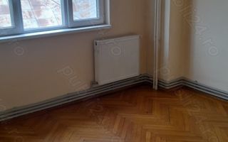 De vanzare ap 4 camere decomandat blv.Dacia - Poză 3