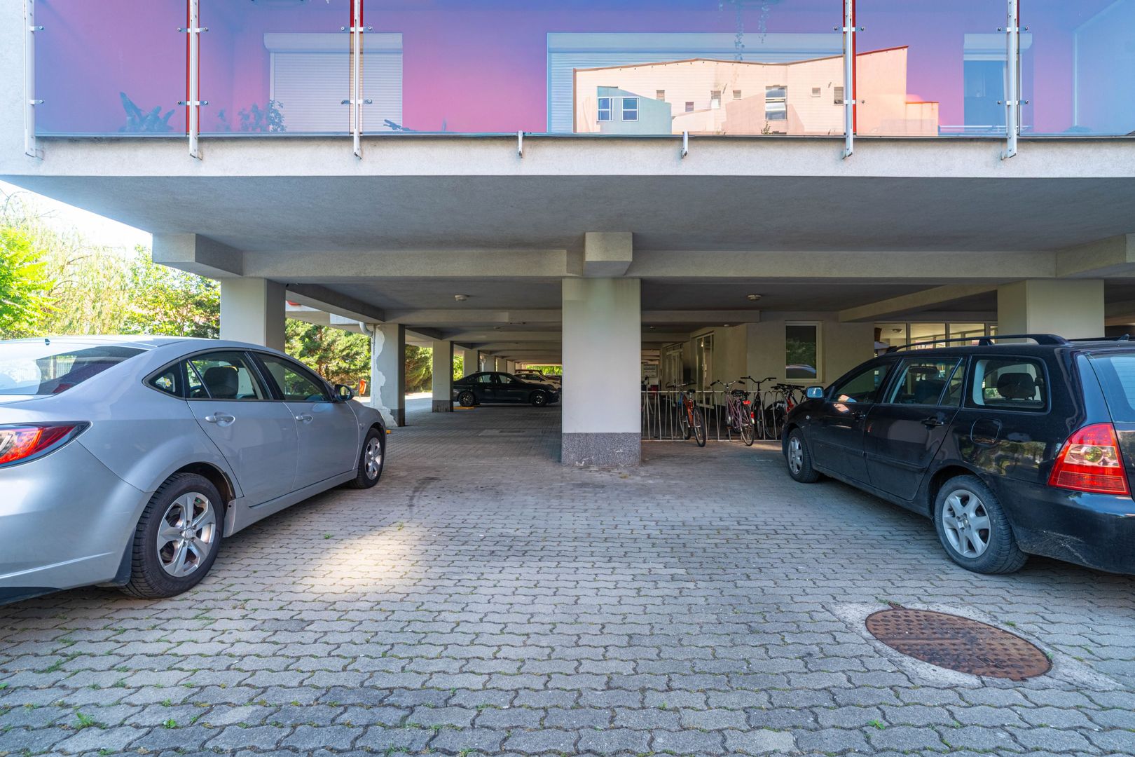 Investiție la cheie: Penthouse ARED UTA cu chiriaș preluabil - Poză 8
