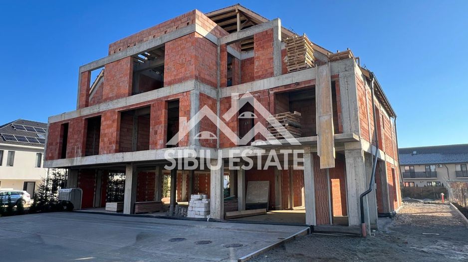 Apartament 3 camere , 87,6 mp utili , Etaj 1 , Finisaje Premium - Poză 1