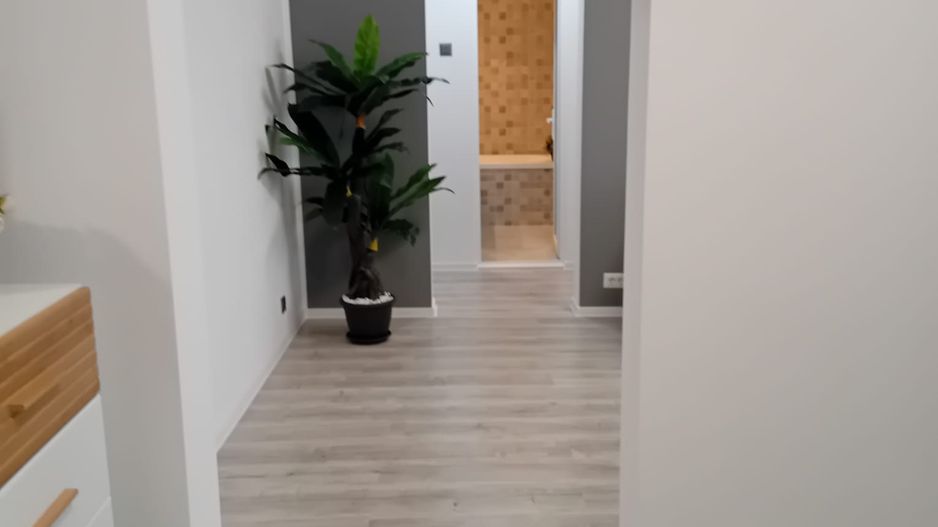 🏡  Apartament 3 camere – Micro 16,  etaj 2, (în spate la complex  Siret) - Poză 23