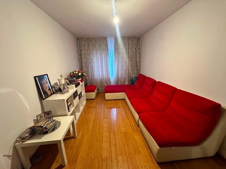 De vanzare apartament 3 camere, zona Rahova-Sebastian - Poză 3