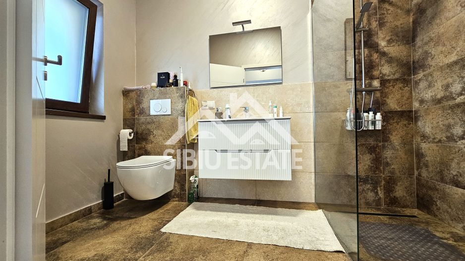 Casa Sibiu Cisnadioara, casa cu garaj, 5 camere, 3 bai - Poză 9