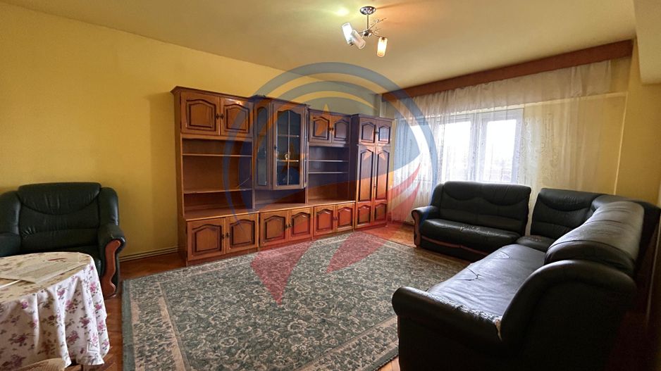 Apartament 3 camere decomandat de inchiriat pe Calea Severinului Craiova - Poză 3