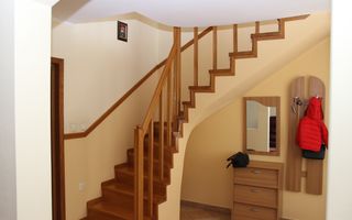 Casă / Vilă cu 3 camere de vânzare în zona Bartolomeu - Poză 169