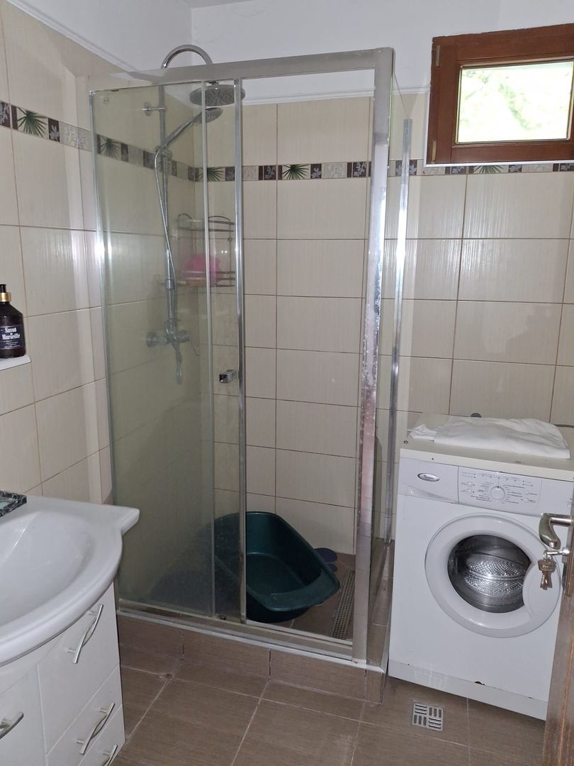 Casa cu 15 camere de vanzare in Bazna, Sibiu ( azil, pensiune) - Poză 20