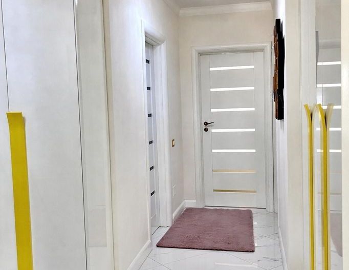 Apartament cu 3 camere, finisaje de lux, în apropiere de Baza Sportivă - Poză 3