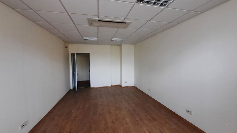 Spatiu pentru birouri- Piata Victoriei - Poză 3