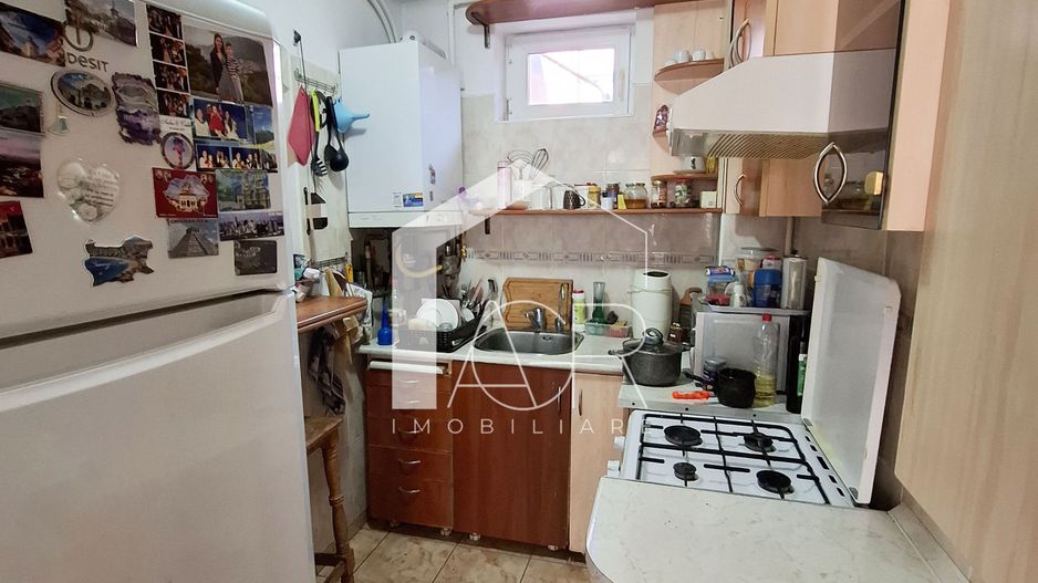 Casa tip duplex cu 6 camere, zona Republicii - Poză 8
