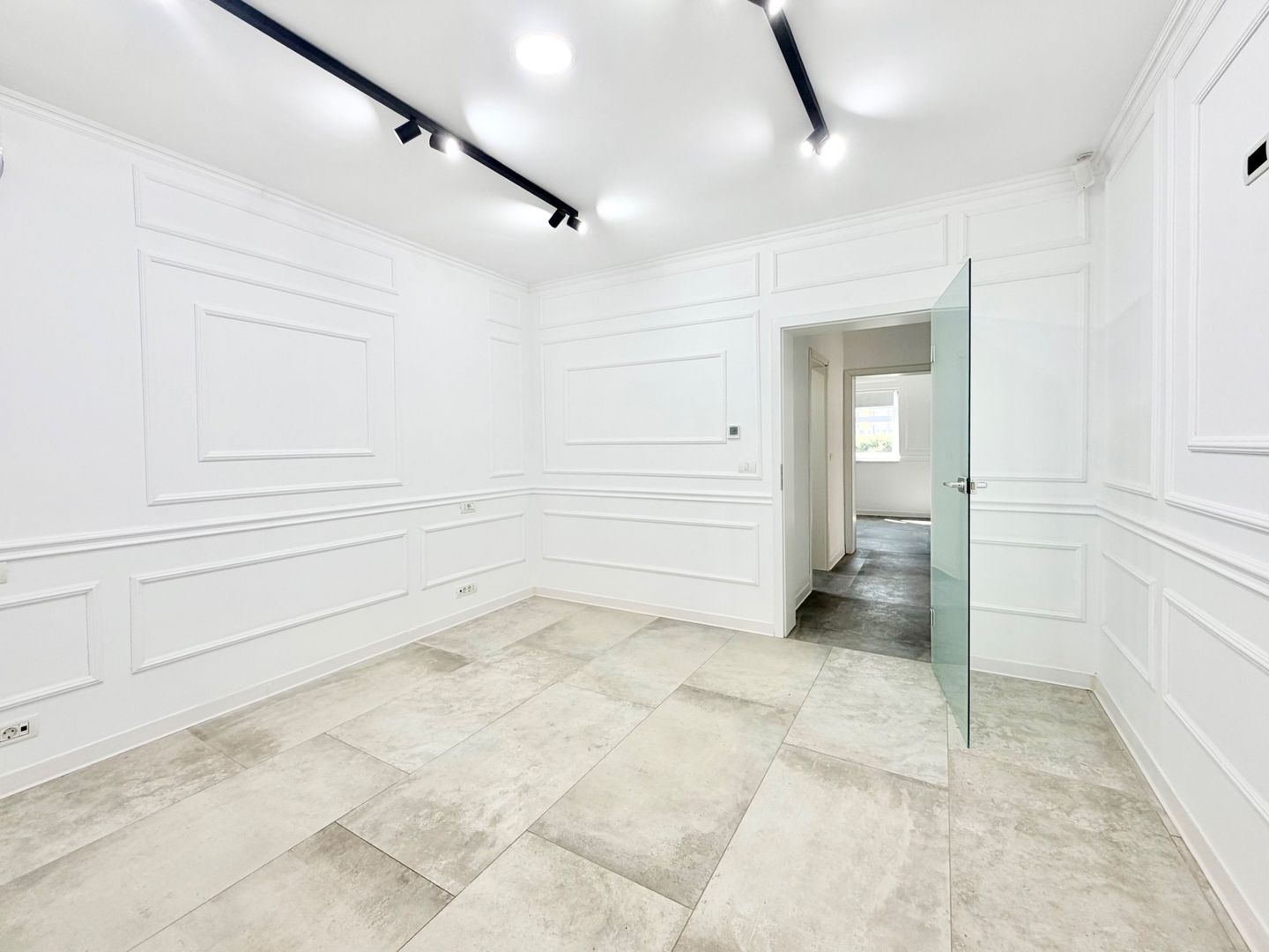 Casa individuală de închiriat - Giroc intrare - Poză 1