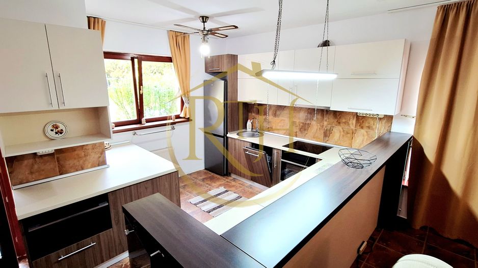 Oferim spre inchiriere, casa deosebi cu 4 camere,2 garaje,zona Soarelui-Braytim - Poză 6