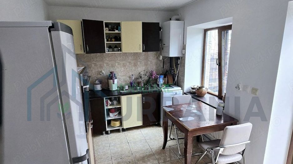 Casă de închiriat cu 3 camere în Nicolina, Iași - Poză 4