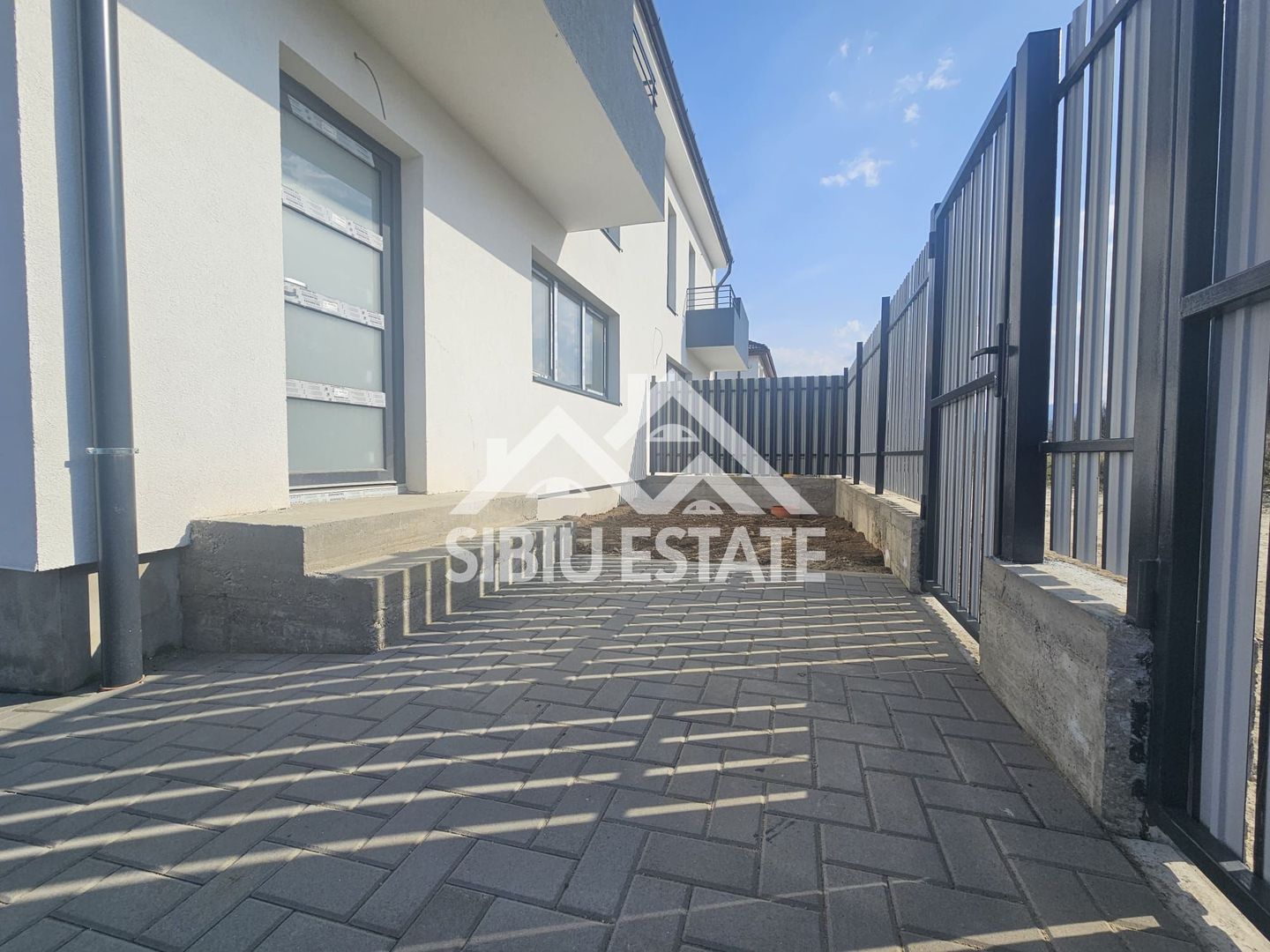 Casa noua la pret bun Sibiu Calea Cisnadiei - Poză 1