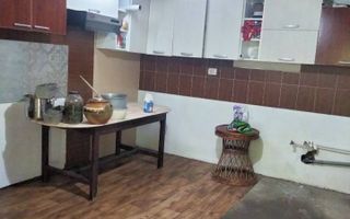 Casă de vânzare în comuna Costache Negri - Poză 2