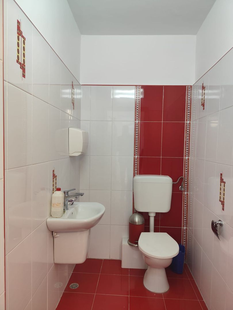 Cabinet stomatologic, echipat, modern, zona Lacu Rosu, Oradea, VANZARE - Poză 13